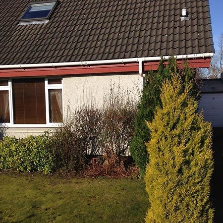 Holiday Home In Inverness Exteriör bild